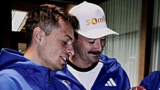 Adidas p�edstavil nové závodní kombinézy francouzských reprezentací v biatlonu,...