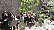 �i�kov nabízí nap�íklad dv�r Café Pavla�