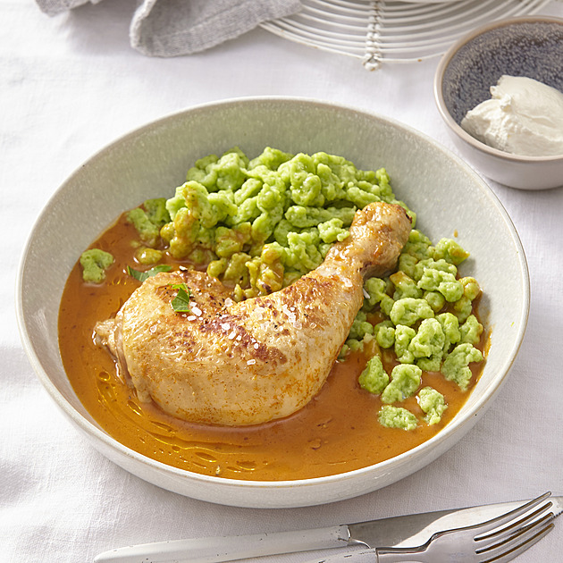 Kuře na paprice se špenátovými noky: Recept, co nadchne celou rodinu