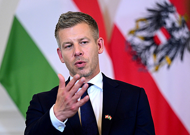Maďarsko odtajní komunistické archivy. Na seznamu bude až 80 tisíc informátorů