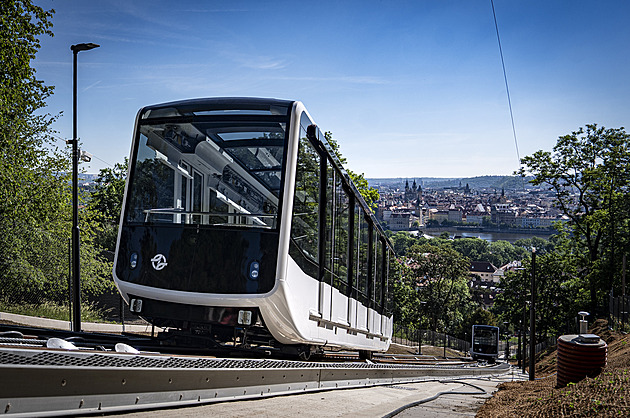 Lanovka na Petřín a klimatizace? Ne a nebude. Ropid vysvětluje proč