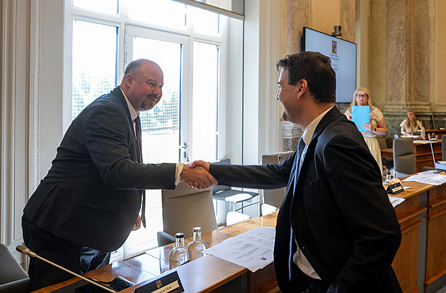 Tejc navrhuje rozšířit vymáhání náhrady škody po soudcích a státních zástupcích
