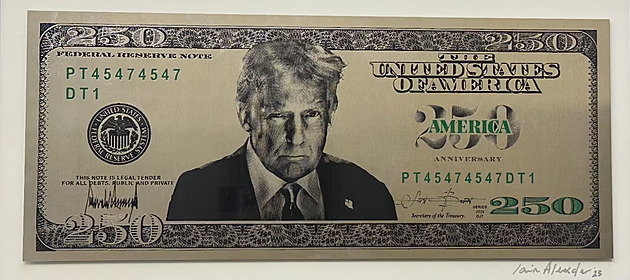 Další chlouba Donalda Trumpa: rýsuje se 250dolarová bankovka s jeho portrétem