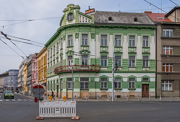 Kvůli ztrátě 46 milionů Hradec odsouvá projekty, chybující úřednice má obstavený majetek