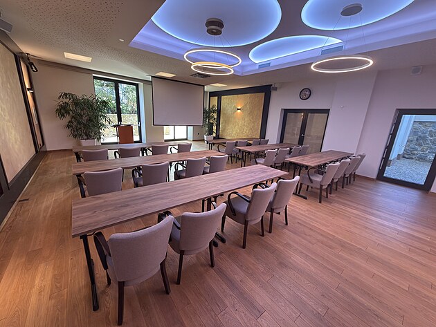 �t�k z velkom�st: Pro� firmy m�n� modern� s�ly za z�meck� wellness?