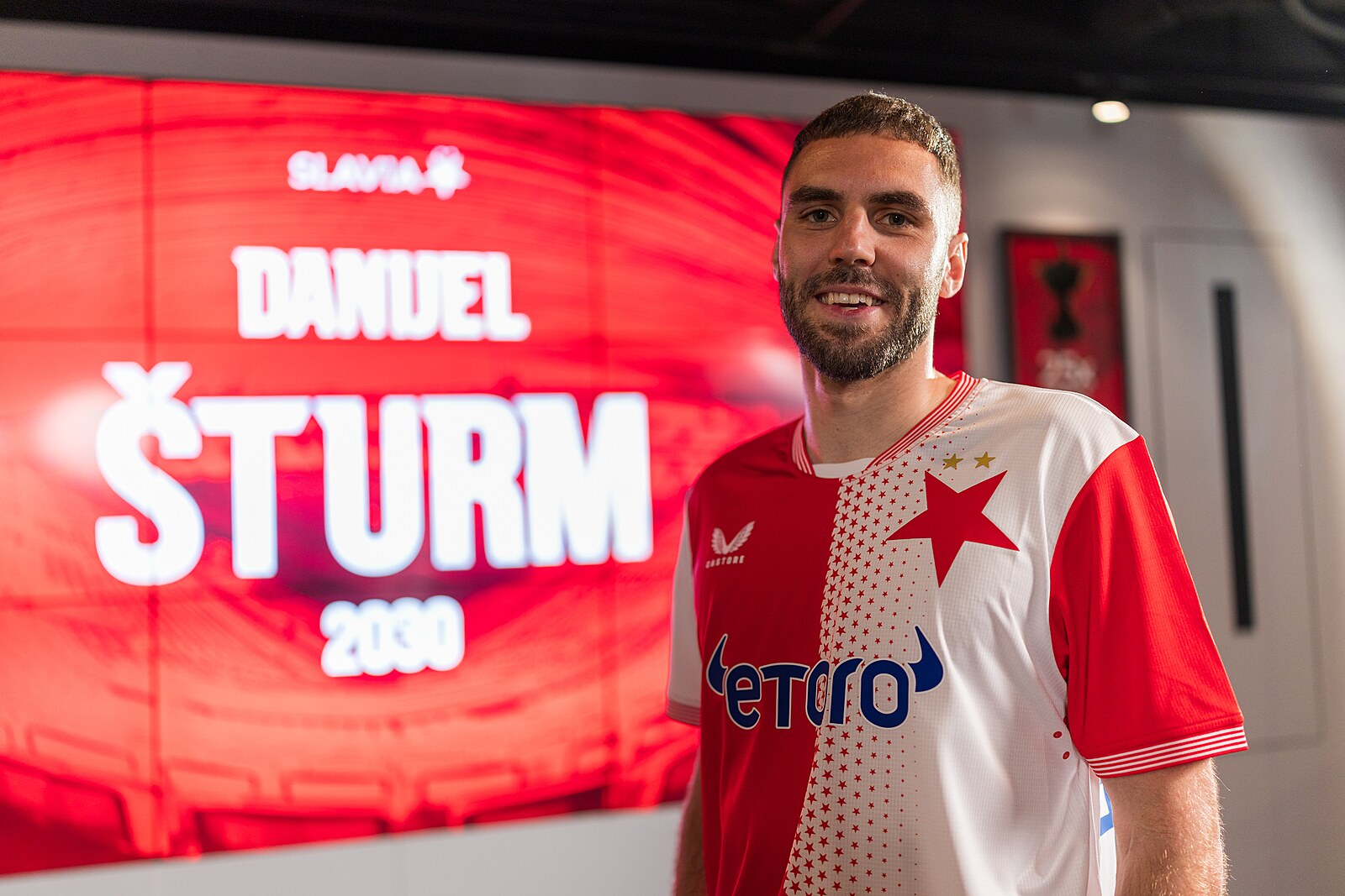 Po půlroce v lize rekordní přestup. Slavia kupuje křídelníka Šturma z Olomouce