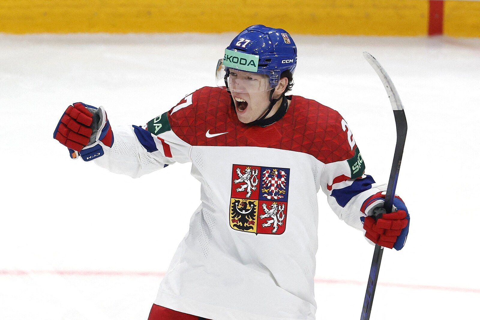 MS v hokeji 2026: V pátém zápase Češi vyzvou Slováky. Sledujte živě, jak souboj dopadne