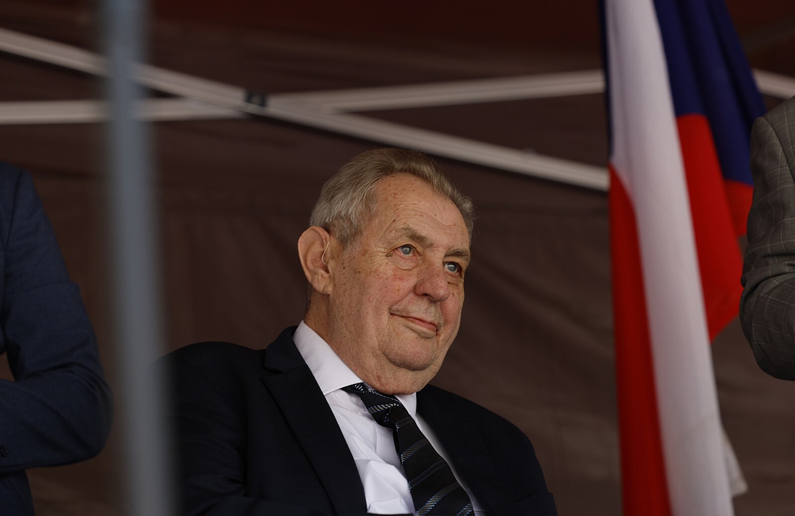 Zeman neuspěl se stížností na ÚVN. Nesouhlasil, jak informovala o jeho zdraví