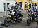 Tradi�ní jízda distingovaných gentleman� (Distinguished Gentleman�s Ride)...