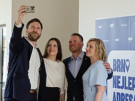 Tisková konference týkající se spole�né brn�nské kandidátky ODS a TOP 09. Na...