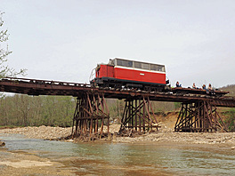 Ap�eronská úzkokolejka, Krasnodarský kraj, Rusko. (Maratuki bridge, 40km)