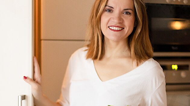 Veronika Mayov�