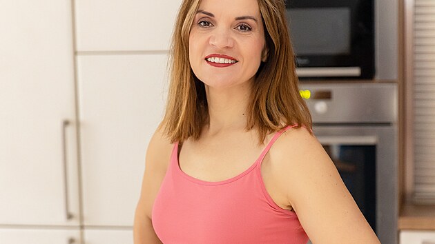 Veronika Mayov�