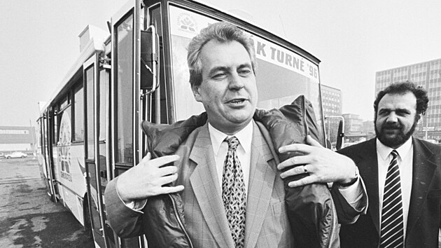 Volby 1996: Jak si Zeman s Klausem plácli a zrodila se Havlova „blbá nálada“