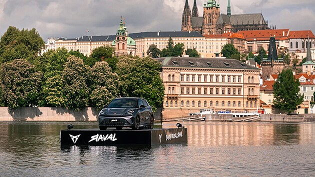 CUPRA Raval vstupuje na �esk� trh s ak�n�m modelem Raval ROOKIE za cenu 649 900 K� v�etn� DPH