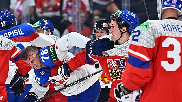 2026 Dünya Hokey Şampiyonası: Çek Cumhuriyeti – Slovakya 3:2, gergin derbiyi Červenka bozdu