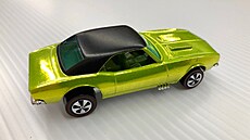 A�koli existuje mnoho limetkových nebo �nemrznoucích� aut Hot Wheels, zde se...