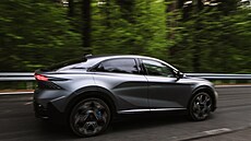 Alpine A390