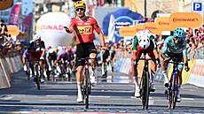 Fredrik Dversnes vít�zí v dojezdu 15. etapy Gira.