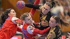 Momentka z rozhodujícího 3. finále interligy �en Kyn�vart - Slavia