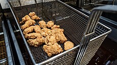 �et�zec KFC po problémech s kvalitou zavádí �et�zec digitální systém kontroly...