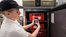 �et�zec KFC po problémech s kvalitou zavádí �et�zec digitální systém kontroly...