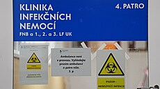 Klinika na Bulovce, kde Ameri�an s podez�ením na ebolu stráví karanténu. (20....