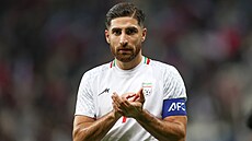 Alireza D�ahanbach� v dresu Íránu.