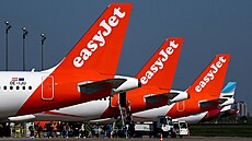 Letadla spole�nosti easyJet na berlínském leti�ti Brandenburg 21. dubna 2026
