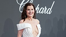 Geena Davisová na amfAR Cinema Against AIDS v Cap d�Antibes (21. kv�tna 2026)