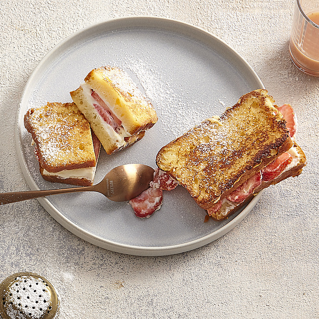 Sladký jahodový francouzský toast s tvarohem: Recept na dokonalou snídani