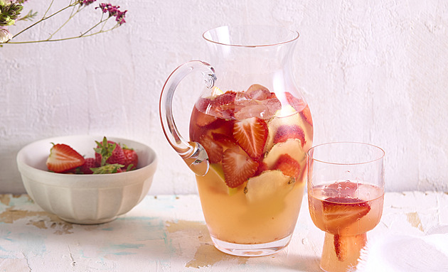 Osvěžující zázvorová limonáda s jahodami: Připravte si osvěžující drink