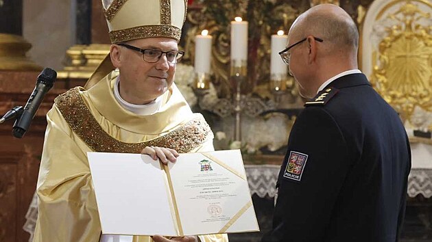 �eskolipsk� policejn� Petr Rajt na m�i v Jablonn�m v Podje�t�d�. (30. kv�tna 2026)