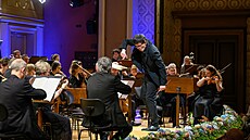 Dirigent Václav Luks a Orchestra of the Age of Enlightenment na Pra�ském jaru...