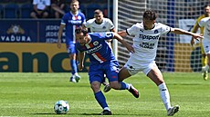 Momentka z bará�ového utkání Slovácko - Artis Brno