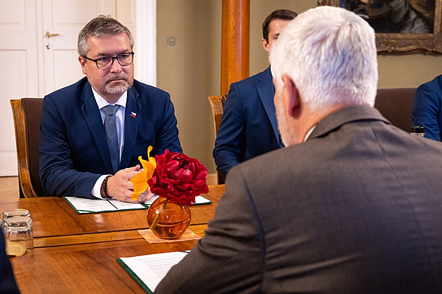 Ministr Šebestyán jednal s prezidentem. Pavel se zajímal o v