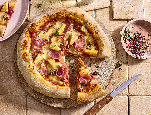 Domácí pizza Hawaii: Recept na dokonalé kynuté těsto jako z pizzerie