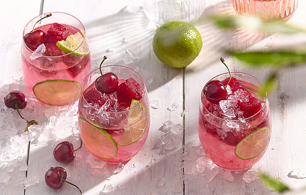 Domácí třešňová limonáda s limetou: Recept na osvěžení z třešňového rozvaru