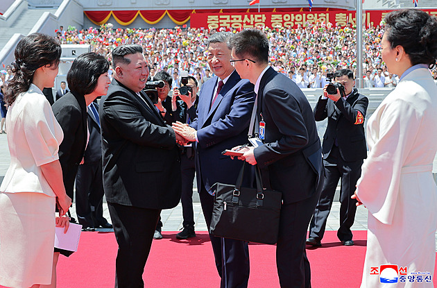 „Tlouštík Kim“. Severokorejský vůdce váží přes 140 kilo, zjistila jihokorejská rozvědka