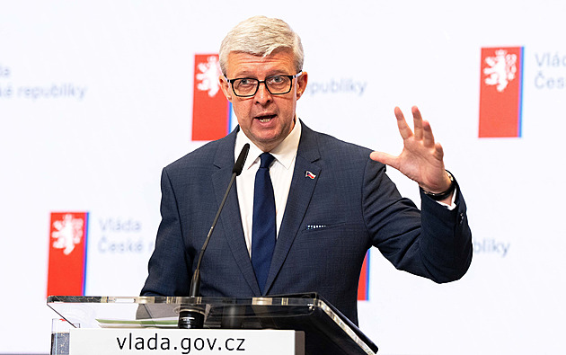 Explosia se zatím neprodává. Vláda podle Havlíčka 
