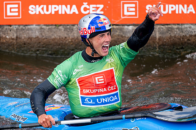 Burger lover, pianist, psychologist, rescuer: New Czech force in the rapids