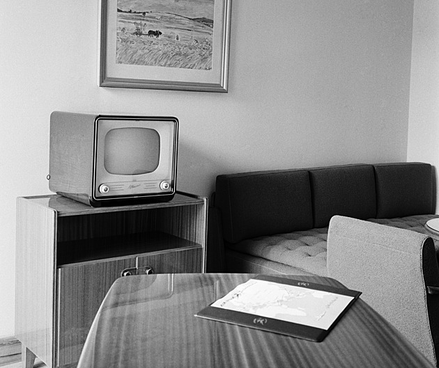 Luxus pro cizince, odposlechy a tajný kryt. Legendární hotel Jalta slaví 68 let