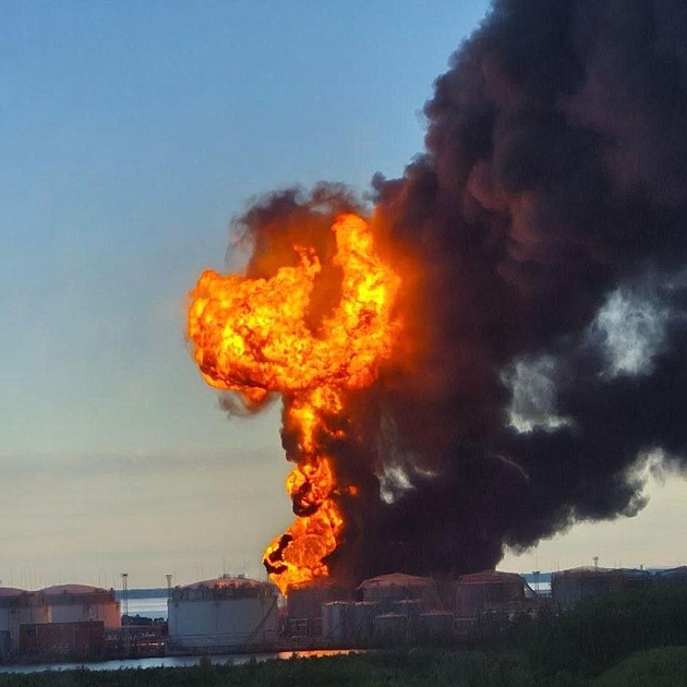 Ukrajinci trefili Rusům u Petrohradu zánovní korvetu, zveřejnili záběry