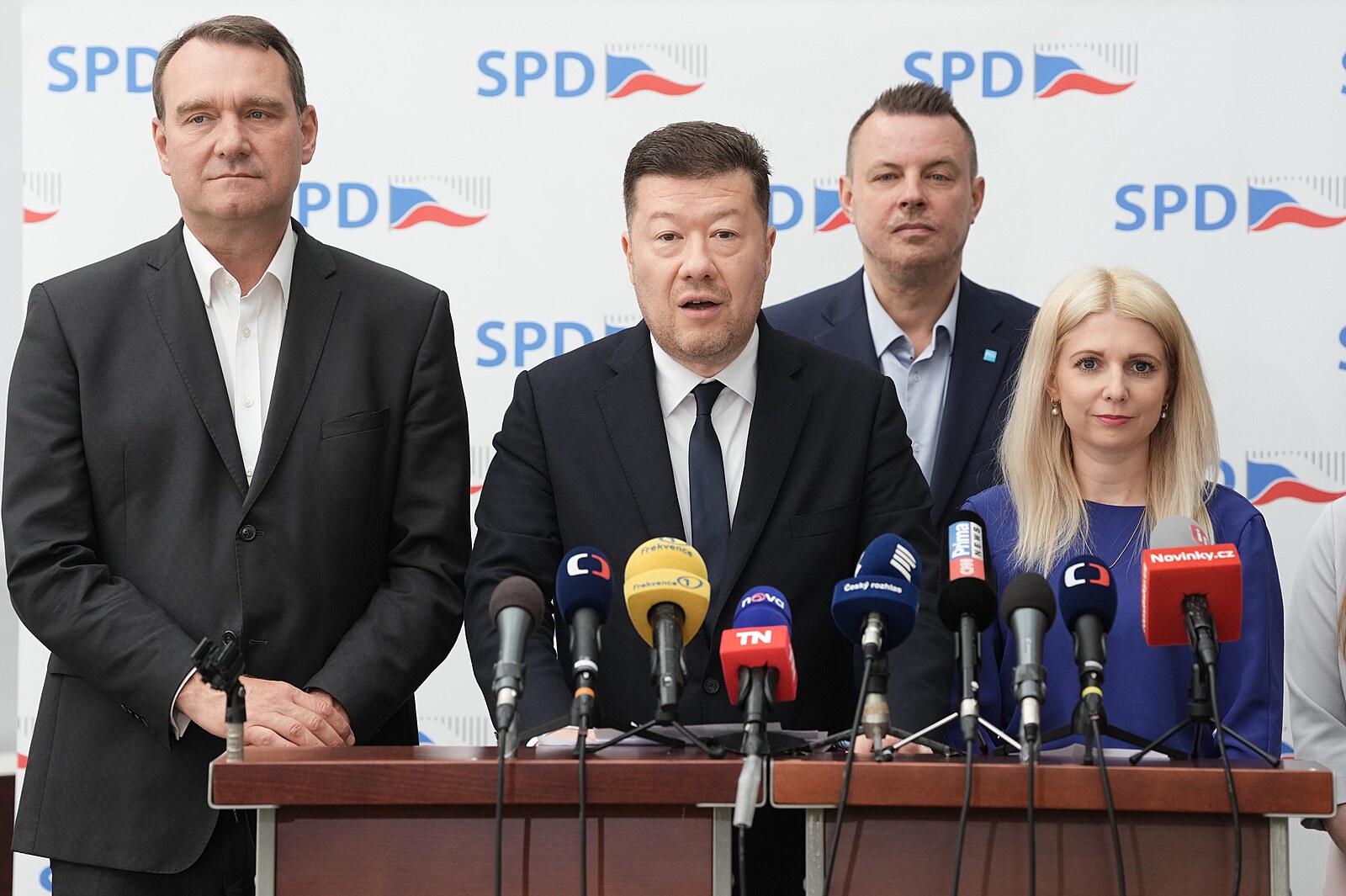 SPD do zprávy o extremismu nepatřila, rozhodl soud. Omluvu hnutí ale nepřiznal