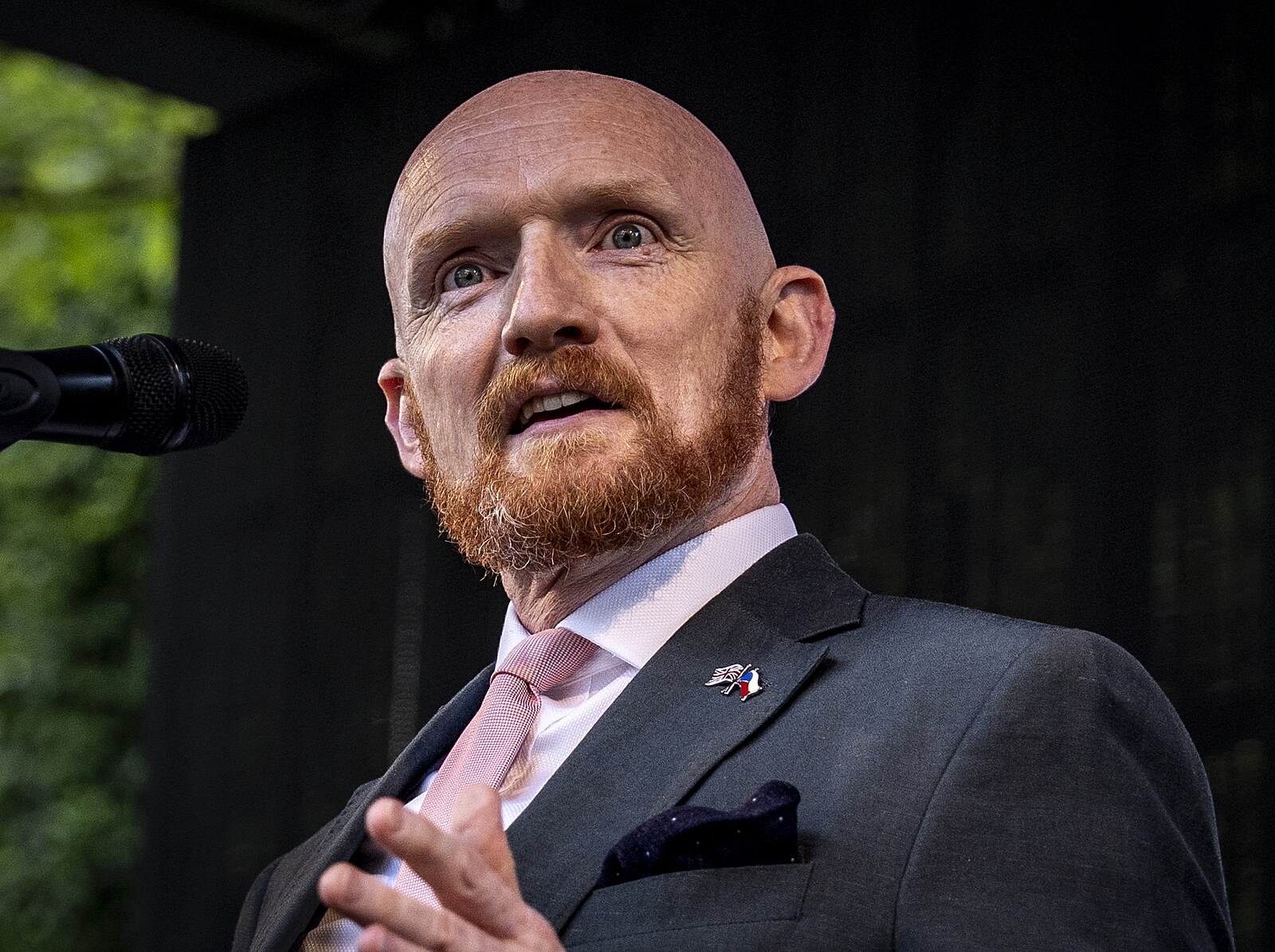 Britský velvyslanec Matt Field podpořil Prague Pride. Česky, až na poslední dvě slova