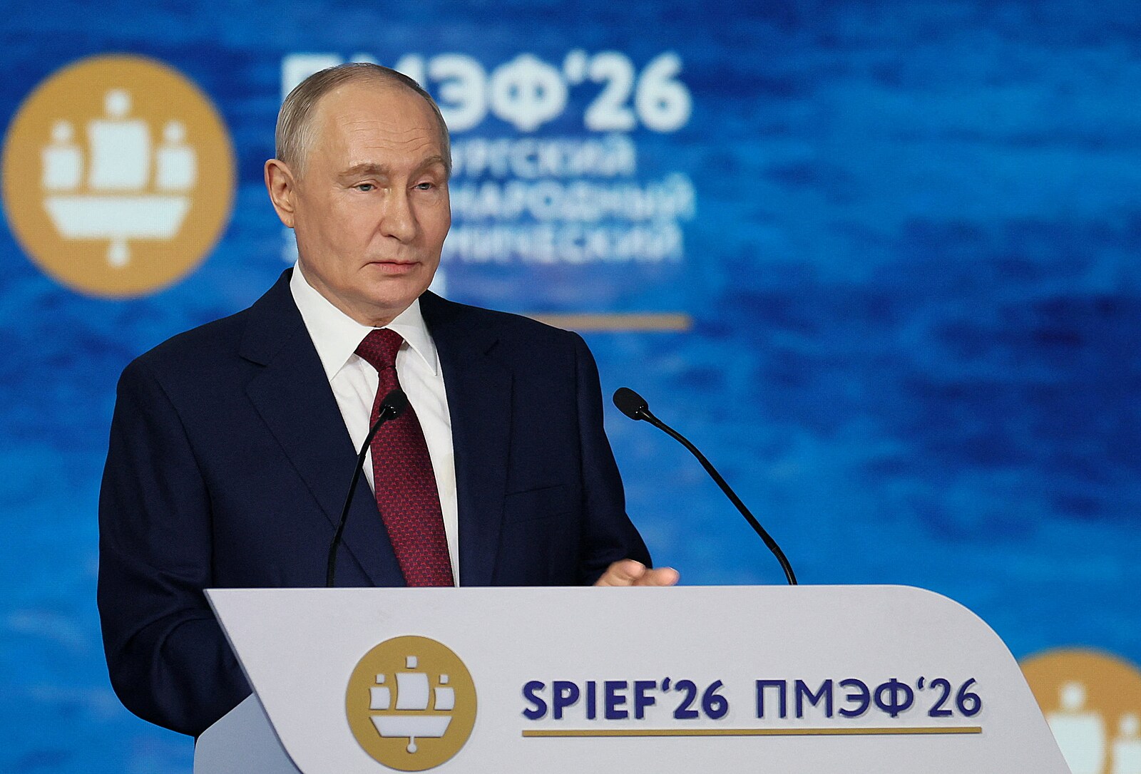 Jsme otevření spolupráci, Evropa je agresivní, řekl Putin v Petrohradě