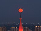 Zde je na snímku modrý mikroúpln�k, který se objevuje nad Yangzhou v �ínské...