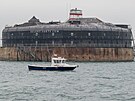 Britové se tu do stavby opevn�ní pustili proto, aby sv�j p�ístav Portsmouth...