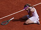Mirra Andrejevová slaví vít�zství na Roland Garros.
