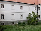 Klá�ter al�b�tinek v Kadani.
